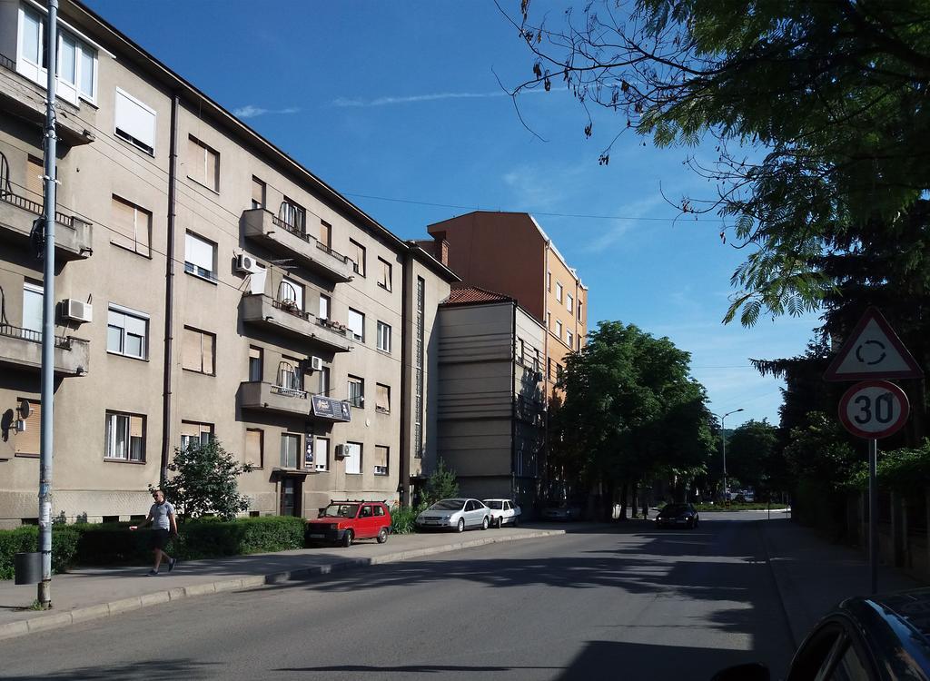 Apartment Millas Ni Exterior foto